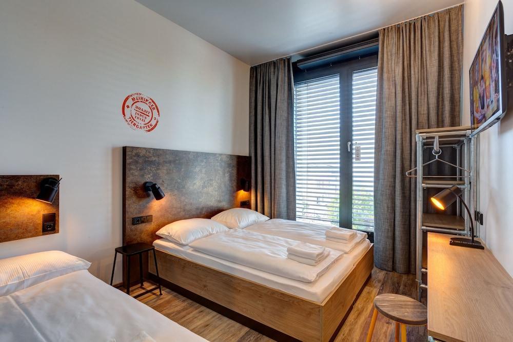 Meininger Hotel Berlin Tiergarten Ngoại thất bức ảnh